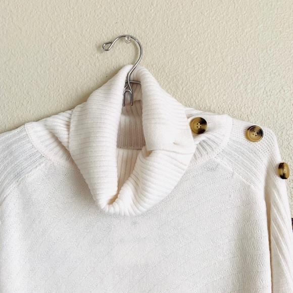 Liz Claiborne Cowl Neck With Buttons Sweaters - Picture 6 of 9